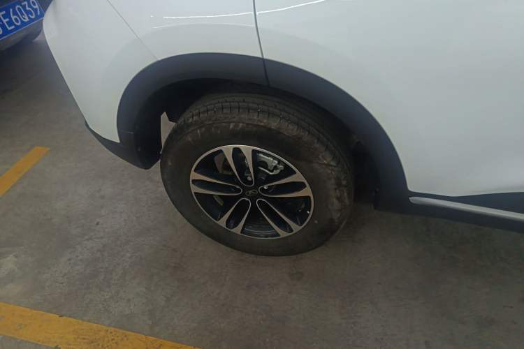 Used Cowin Xuanjie 2024 1.5L Manual Luxury Edition Right Rear Wheel Hub