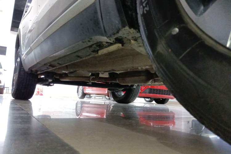 Used Cowin Xuanjie 2024 1.5L CVT Luxury Edition Right Side Sill