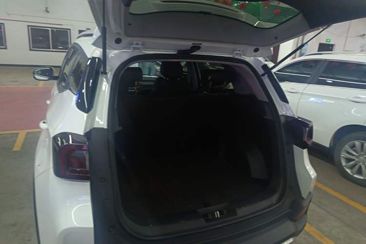 Used Cowin Xuanjie 2024 1.5L Manual Luxury Edition Trunk