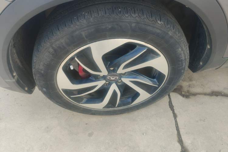 Used Cowin Xuanjie Pro 2021 1.5T CVT Jingzun Edition Left Front Wheel Hub