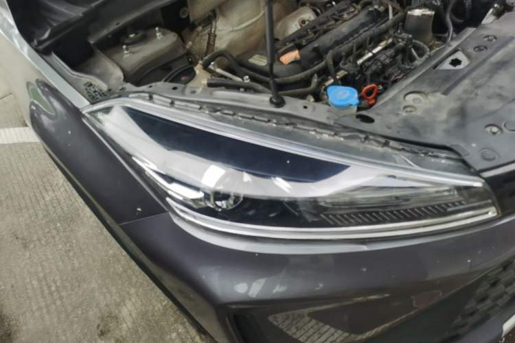 Used Cowin Xuanjie Pro 2021 1.5T CVT Dynamic Edition Right Front Headlight
