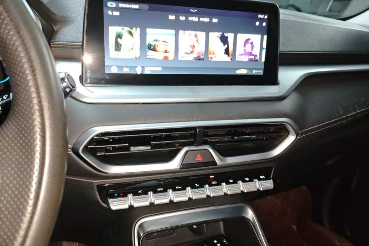 Used Cowin Xuanjie Pro 2021 1.5T CVT Jinghao Edition Audio And AC Panel
