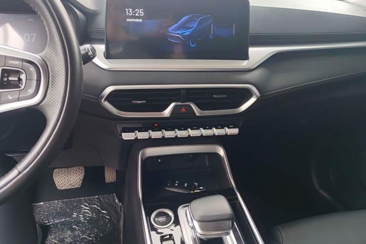 Used Cowin Xuanjie Pro 2021 1.5T CVT Jinghao Edition Audio And AC Panel