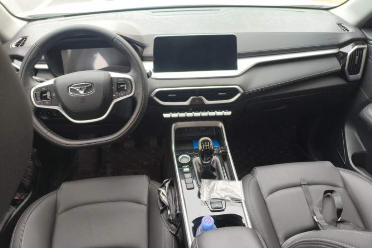 Used Cowin Xuanjie Pro 2021 1.5L Manual Jingku Edition Center Console