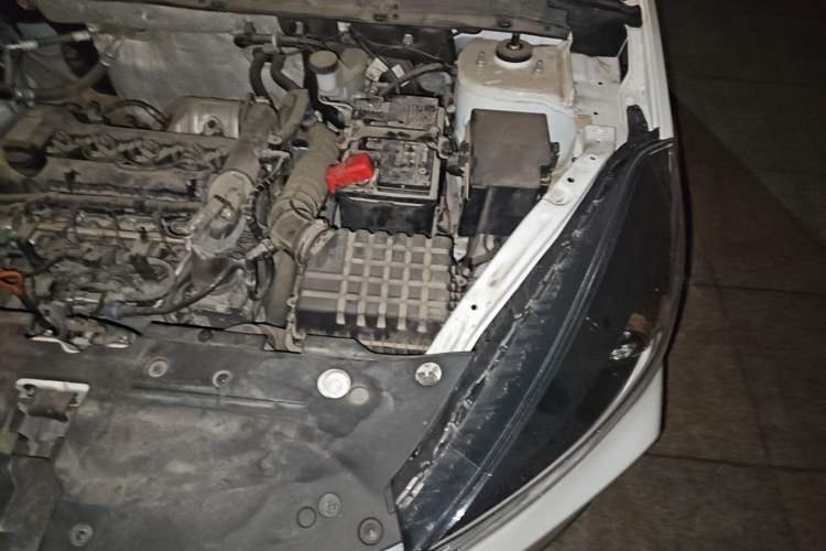 Used Cowin Xuanjie Pro 2021 1.5T CVT Dynamic Edition Engine Bay Left