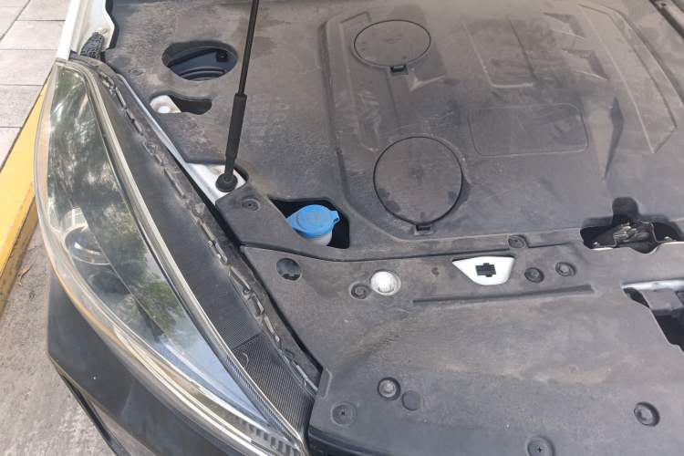 Used Cowin Xuanjie Pro 2021 1.5T CVT Dynamic Edition Engine Bay Right