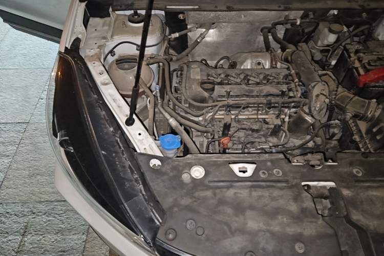 Used Cowin Xuanjie Pro 2021 1.5T CVT Dynamic Edition Engine Bay Right