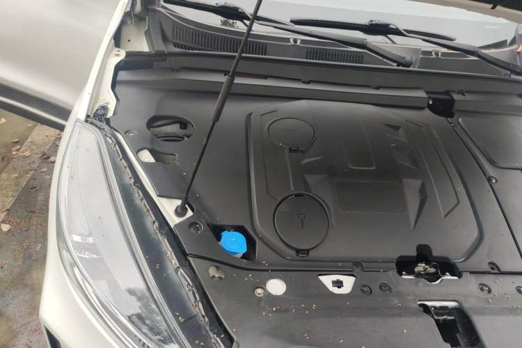 Used Cowin Xuanjie Pro 2021 1.5L CVT Jingyao Edition Engine Bay Right