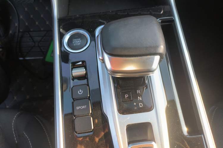 Used Cowin Xuanjie Pro 2021 1.5T CVT Dynamic Edition Gear Lever