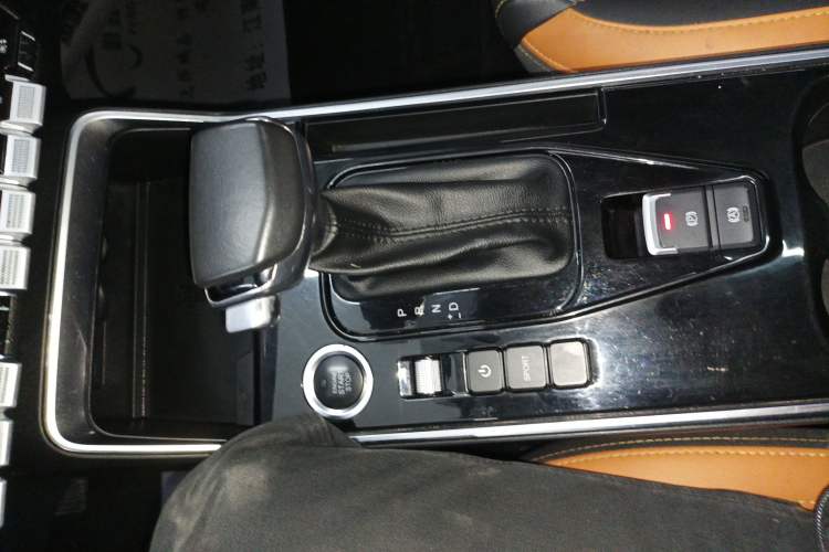 Used Cowin Xuanjie Pro 2021 1.5L CVT Jingyao Edition Gear Lever