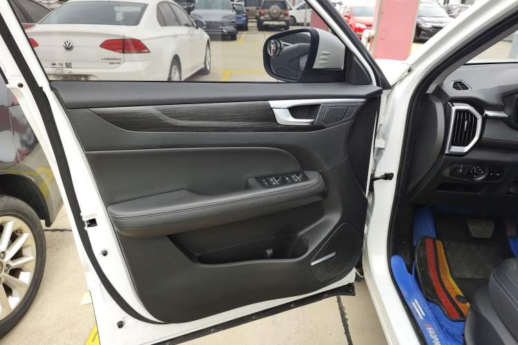 Used Cowin Xuanjie Pro 2021 1.5T CVT Dynamic Edition Interior 4