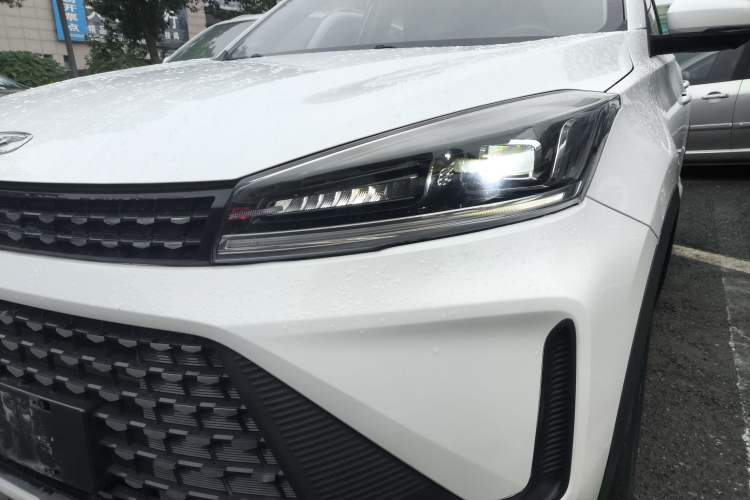 Used Cowin Xuanjie Pro 2021 1.5T CVT Jingzun Edition Left Front Headlight