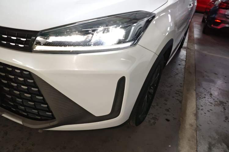 Used Cowin Xuanjie Pro 2021 1.5T CVT Jinghao Edition Left Front Headlight