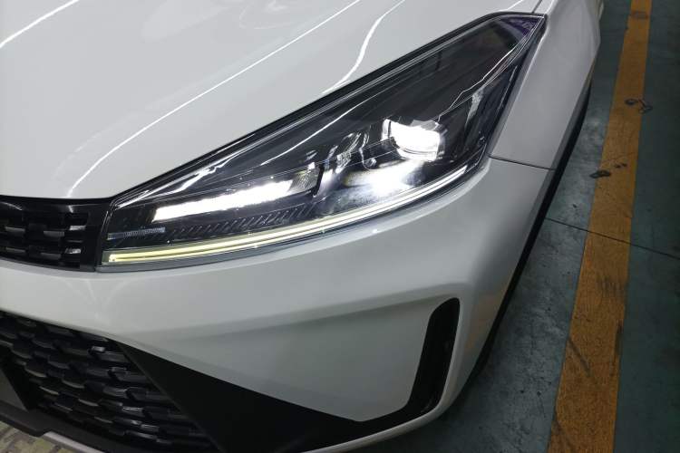 Used Cowin Xuanjie Pro 2021 1.5L CVT Jingyao Edition Left Front Headlight