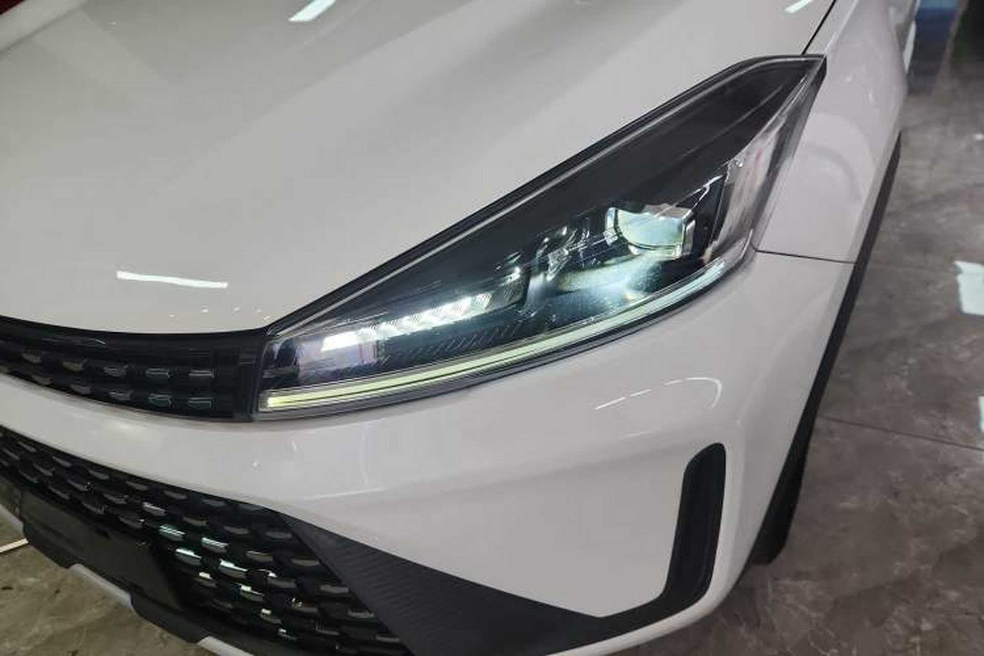 Used Cowin Xuanjie Pro 2021 1.5T CVT Jingzun Edition Left Front Headlight