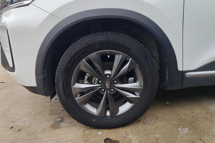 Used Cowin Xuanjie Pro 2021 1.5T CVT Jinghao Edition Left Front Wheel Hub