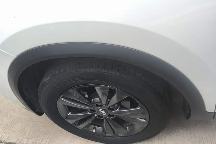 Used Cowin Xuanjie Pro 2021 1.5T CVT Dynamic Edition Left Front Wheel Hub