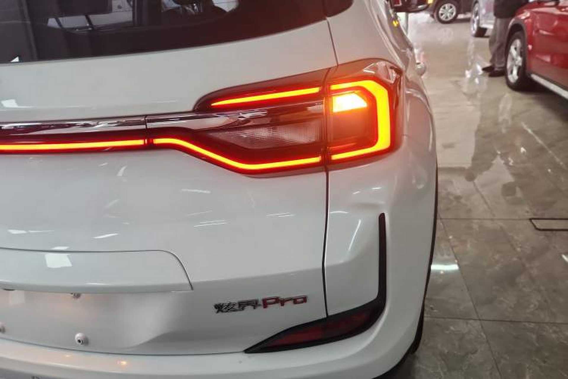 Used Cowin Xuanjie Pro 2021 1.5T CVT Jingzun Edition Right Rear Taillight