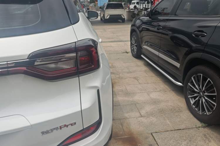 Used Cowin Xuanjie Pro 2021 1.5T CVT Jingzun Edition Right Rear Taillight