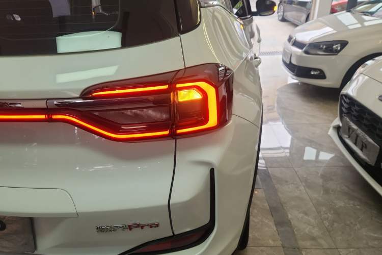Used Cowin Xuanjie Pro 2021 1.5T CVT Dynamic Edition Right Rear Taillight