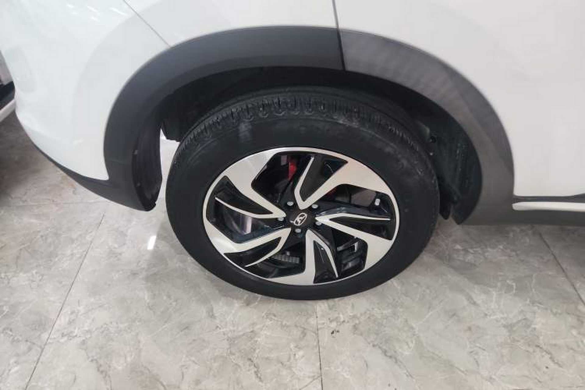 Used Cowin Xuanjie Pro 2021 1.5T CVT Jingzun Edition Right Rear Wheel Hub