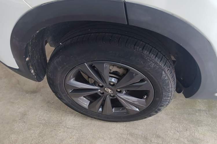 Used Cowin Xuanjie Pro 2021 1.5T CVT Jinghao Edition Right Rear Wheel Hub