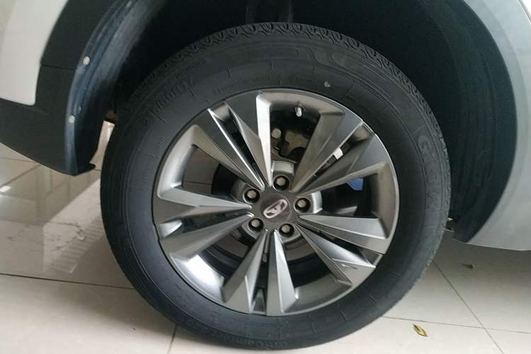 Used Cowin Xuanjie Pro 2021 1.5L CVT Jingyao Edition Right Rear Wheel Hub