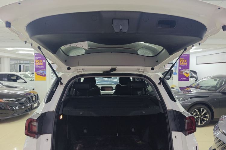 Used Cowin Xuanjie Pro 2021 1.5L Manual Jingku Edition Trunk