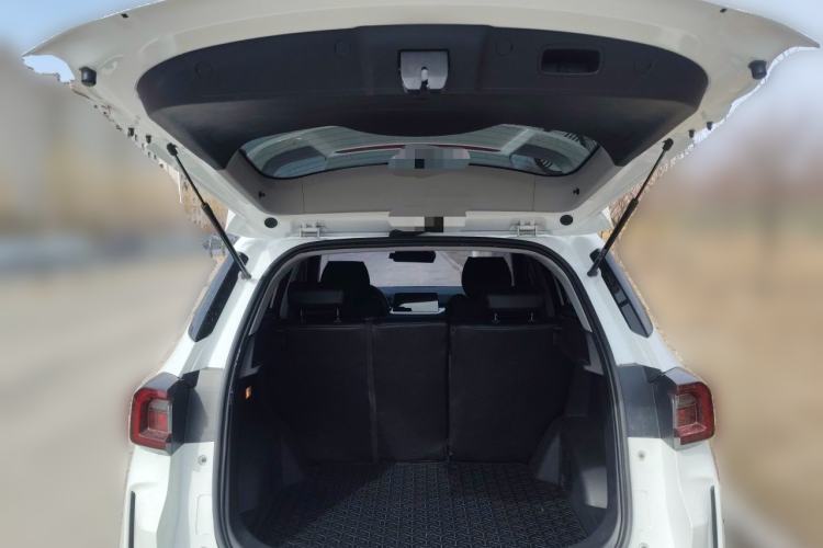 Used Cowin Xuanjie Pro 2021 1.5T CVT Dynamic Edition Trunk