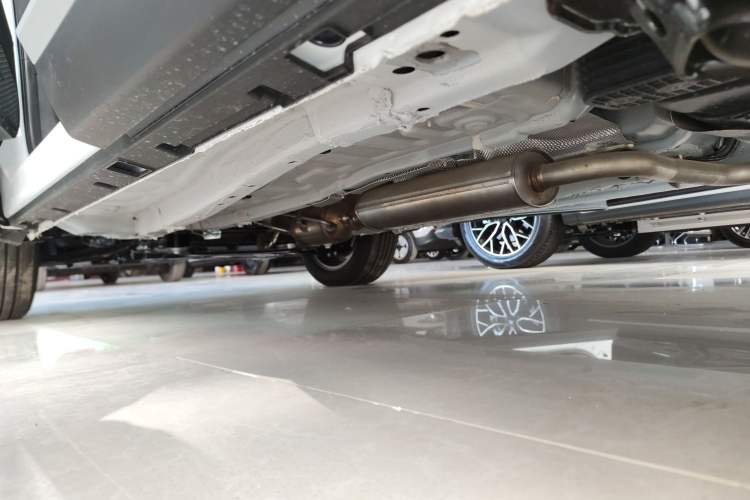 Used Cowin Xuanjie Pro 2024 1.5T CVT Luxury Edition Left Side Sill