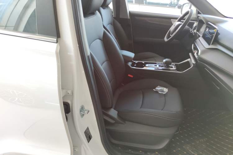 Used Cowin Xuanjie Pro 2024 1.5T CVT Luxury Edition Right Front Seat