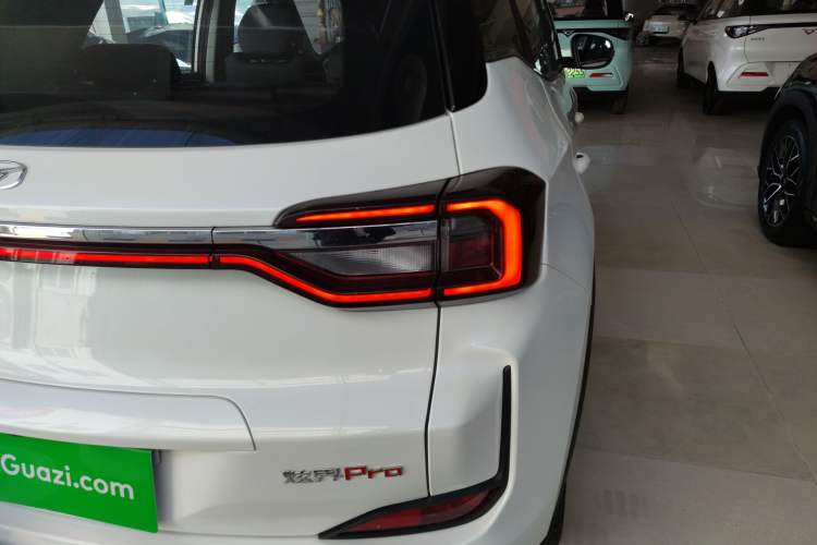 Used Cowin Xuanjie Pro 2024 1.5T CVT Luxury Edition Right Rear Taillight