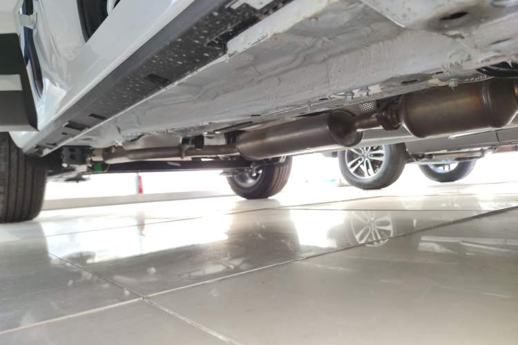 Used Cowin Xuanjie Pro 2024 1.5T CVT Luxury Edition Right Side Sill