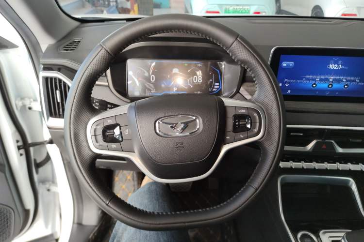 Used Cowin Xuanjie Pro 2024 1.5T CVT Luxury Edition Steering Wheel