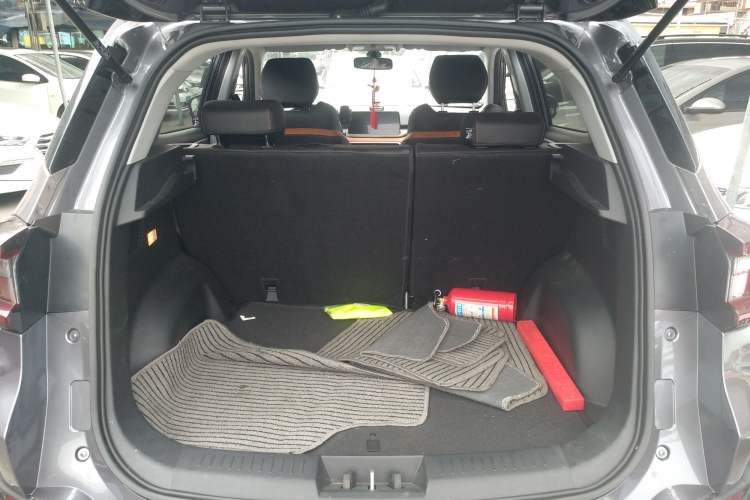 Used Cowin Xuanjie Pro 2025 1.5T CVT Leading Sport Edition Trunk