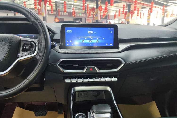 Used Cowin Xuanjie Pro 2025 1.5T CVT Leading Edition Audio And AC Panel