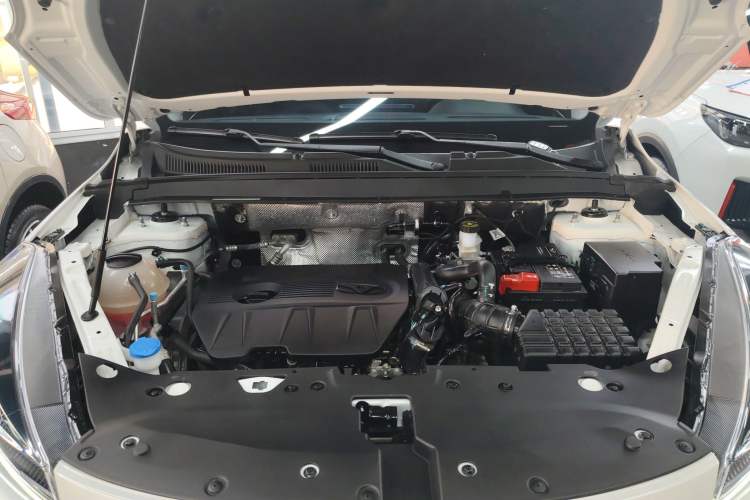 Used Cowin Xuanjie Pro 2025 1.5T CVT Leading Edition Engine Bay