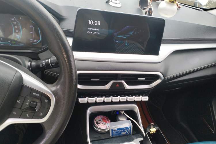 Used Cowin Xuanjie Pro EV 2022 401 km Enjoyment Version Audio And AC Panel