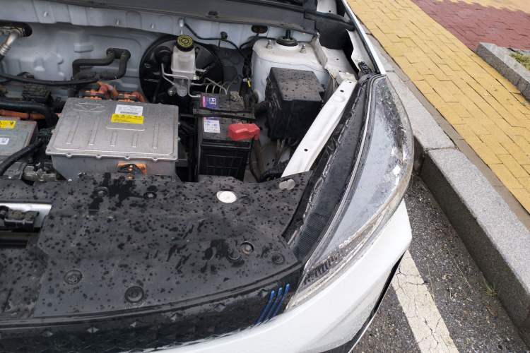 Used Cowin Xuanjie Pro EV 2022 401 km Enjoyment Version Engine Bay Left