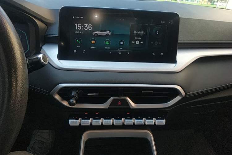 Used Cowin Xuanjie Pro EV 2022 401 km Enjoyment Version Audio And AC Panel