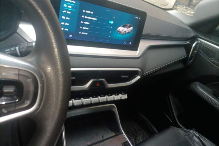 Used Cowin Xuanjie Pro EV 2022 401 km Enjoyment Version Audio And AC Panel