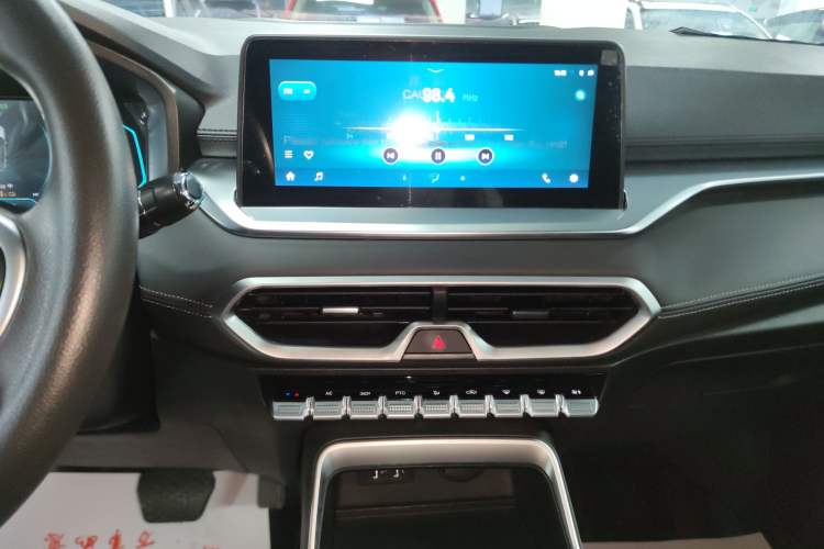 Used Cowin Xuanjie Pro EV 2022 401 km Enjoyment Version Audio And AC Panel