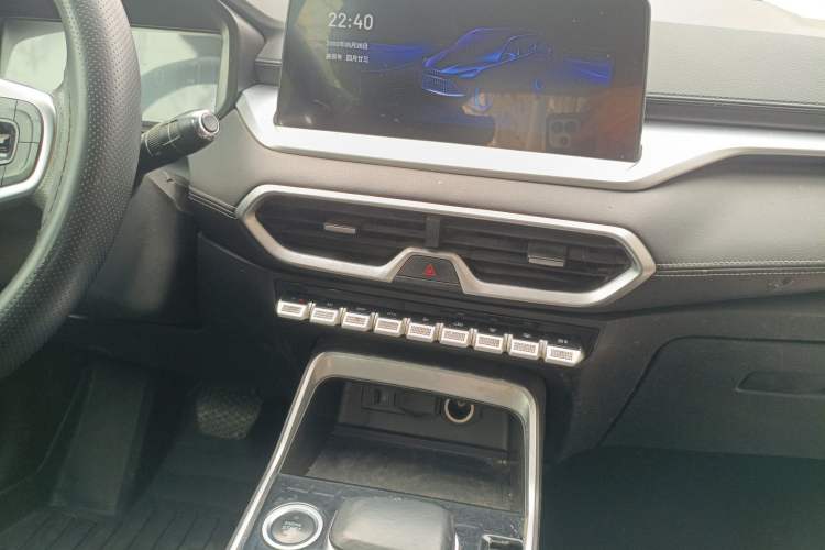 Used Cowin Xuanjie Pro EV 2022 401 km Enjoyment Version Audio And AC Panel