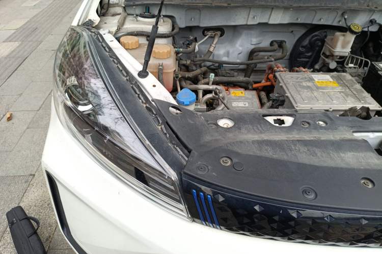 Used Cowin Xuanjie Pro EV 2022 401 km Enjoyment Version Engine Bay Right