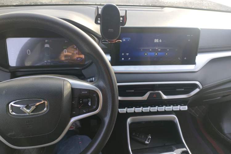 Used Cowin Xuanjie Pro EV 2022 401 km Enjoyment Version Interior 2