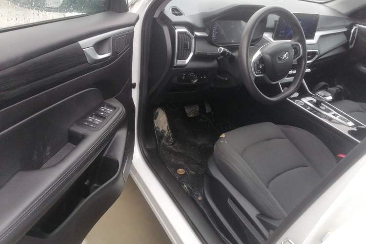 Used Cowin Xuanjie Pro EV 2022 401 km Enjoyment Version Interior 3