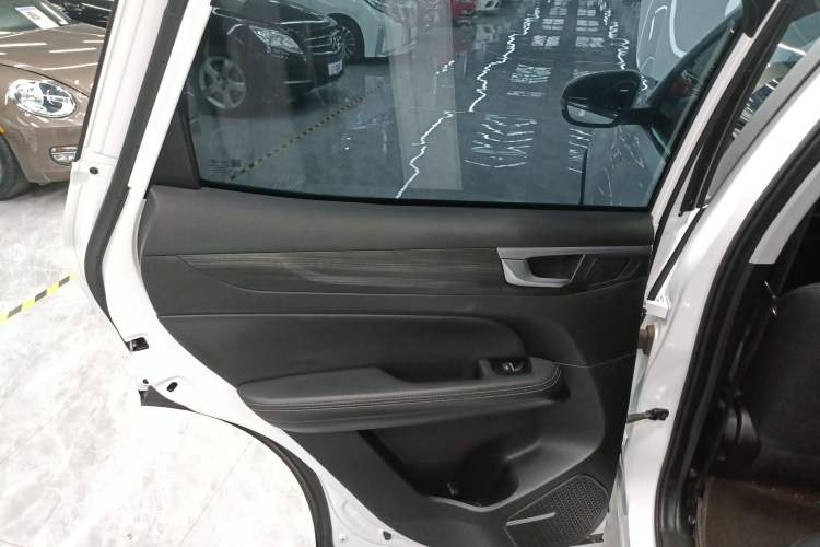 Used Cowin Xuanjie Pro EV 2022 401 km Enjoyment Version Interior 8