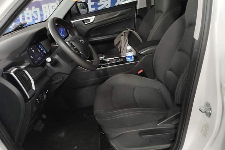 Used Cowin Xuanjie Pro EV 2022 401 km Enjoyment Version Left Front Seat