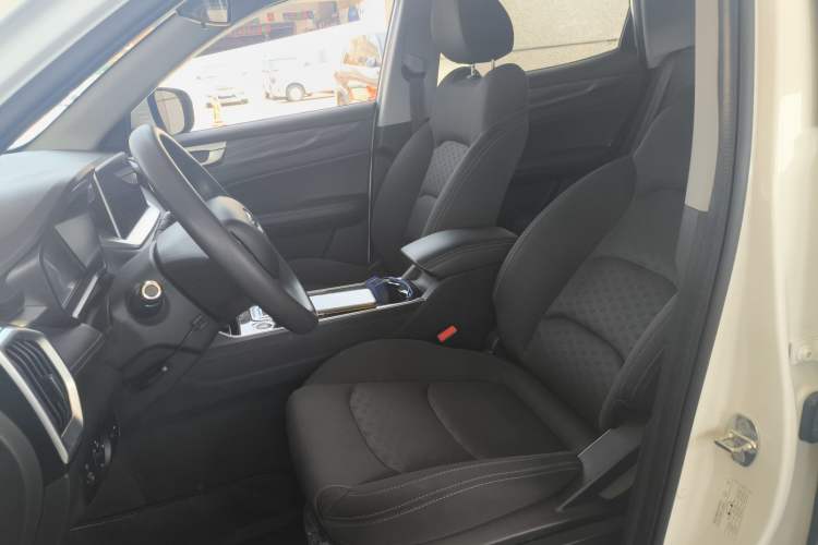 Used Cowin Xuanjie Pro EV 2022 401 km Enjoyment Version Left Front Seat