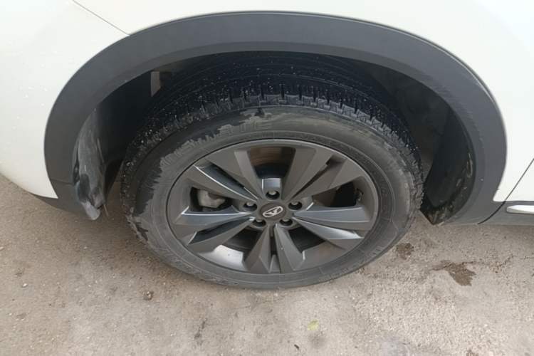 Used Cowin Xuanjie Pro EV 2022 401 km Enjoyment Version Left Front Wheel Hub